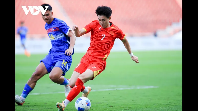 Cầu thủ U22 Việt Nam vượt qua cầu thủ U22 Thái Lan trong trận đấu quyết liệt - "U22 Việt Nam" Cầu thủ U22 Việt Nam vượt qua cầu thủ U22 Thái Lan trong trận đấu quyết liệt - "U22 Việt…